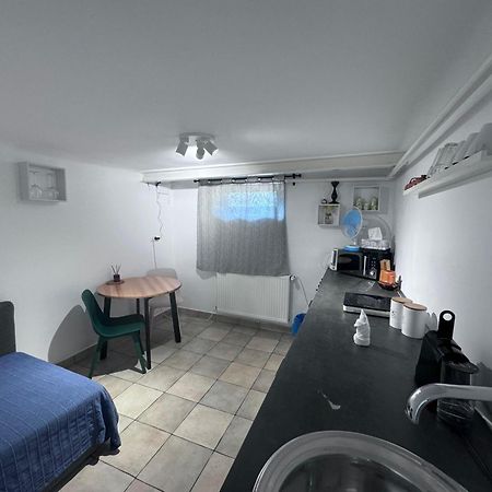 News Studio Bucureşti Eksteriør bilde